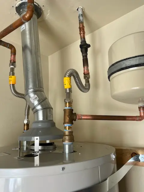 Water heater installation and plumbing repair in Broadway Estates
